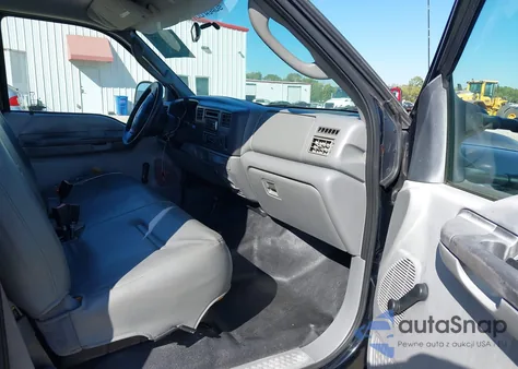 2003 Ford F-250 from USA, damaged, VIN 1FTNX21P63EC82015